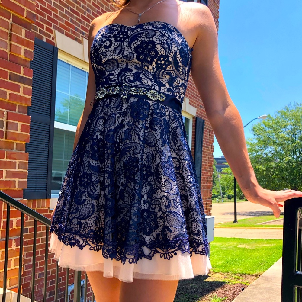Sweetheart Homecoming Dress